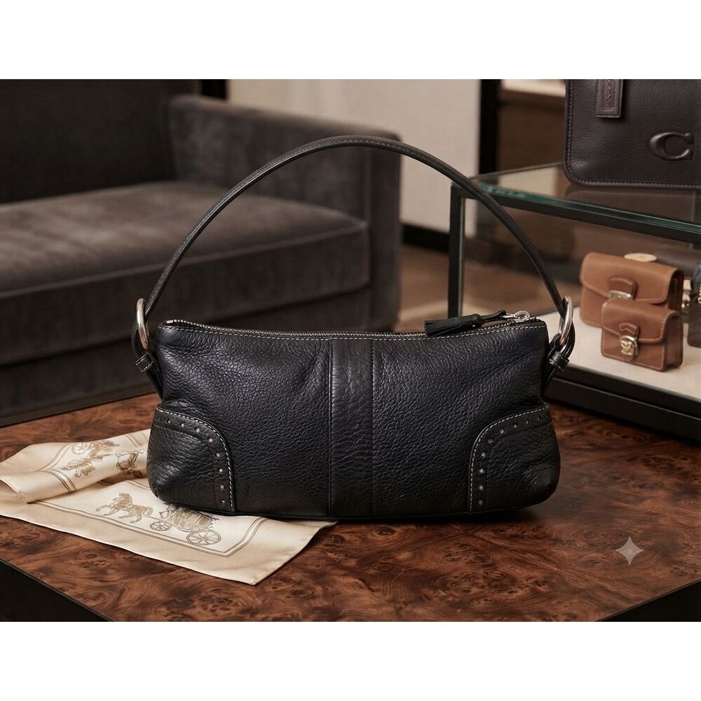 Vntg Coach Hamptons 5052 Black Pebbled Leather Demi Baguette Bag J04S‑5052 Y2K